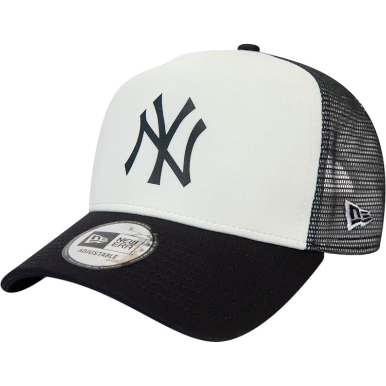 New Era New York Yankees Trucker Snapback Cap